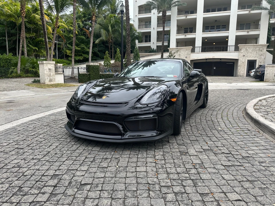 2016 Porsche 981 Cayman GT4 - Image 17 of 31