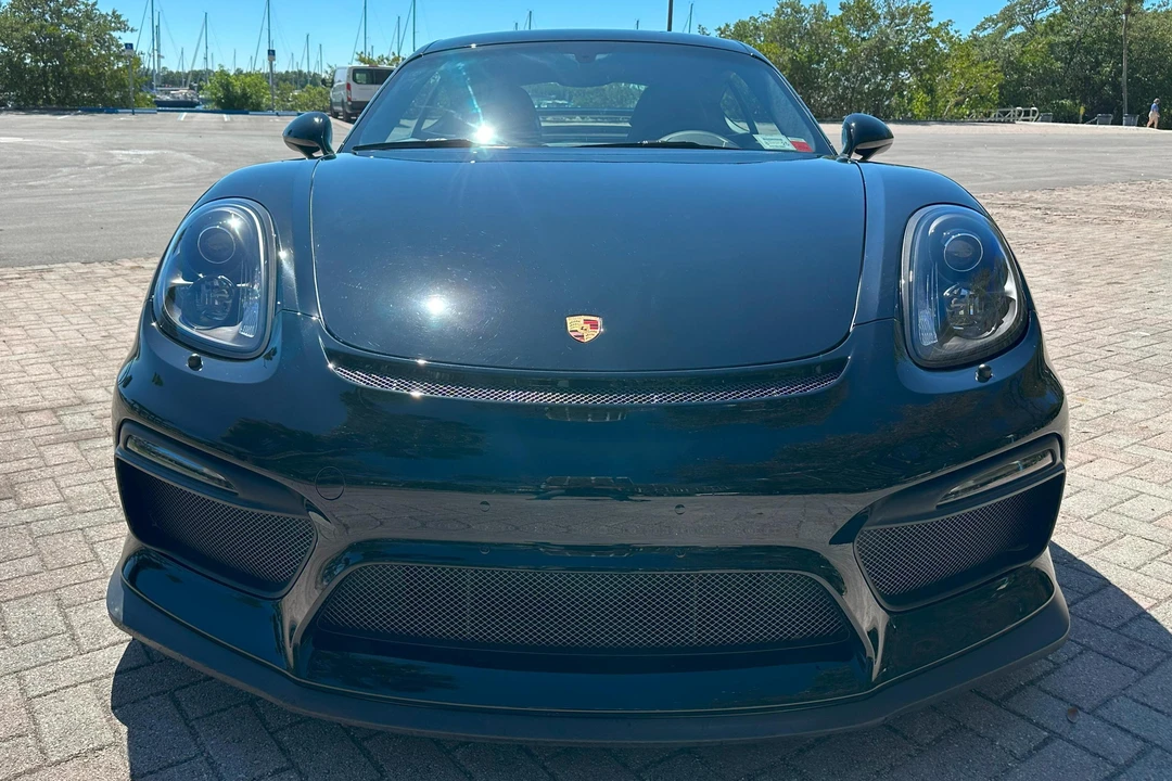2016 Porsche 981 Cayman GT4 - Image 2 of 31