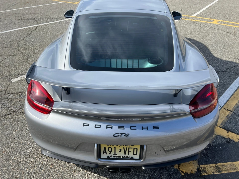 2016 Porsche 981 Cayman GT4 - Image 11 of 31