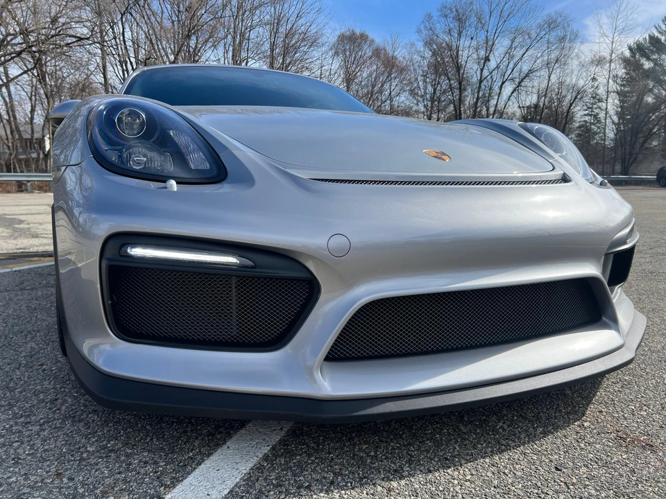 2016 Porsche 981 Cayman GT4 - Image 15 of 31