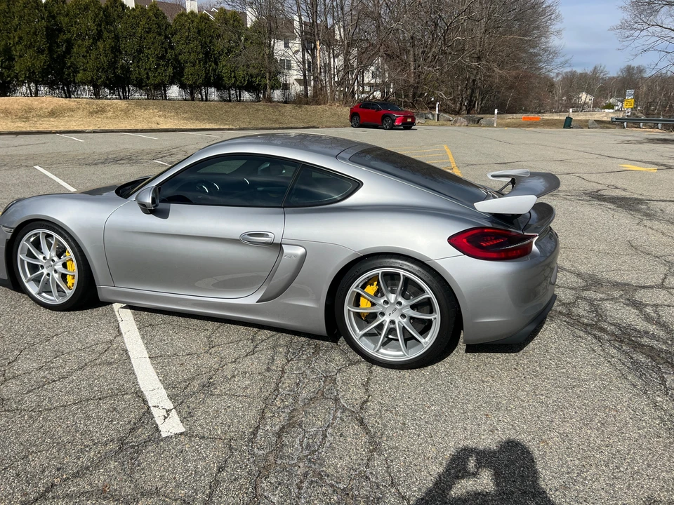2016 Porsche 981 Cayman GT4 - Image 10 of 31
