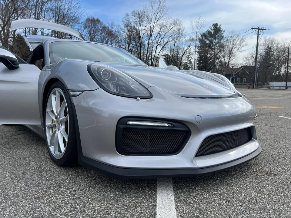 2016 Porsche 981 Cayman GT4 - Image 16 of 31