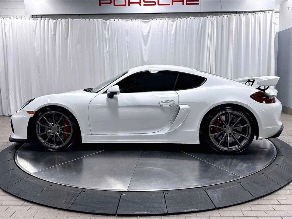 2016 Porsche 981 Cayman GT4 - Image 2 of 5