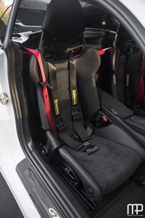 2016 Porsche 981 Cayman GT4 - Image 16 of 31