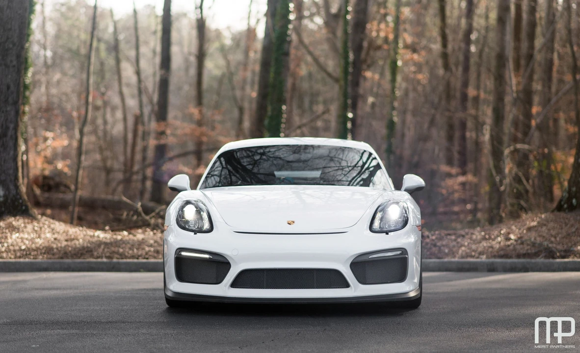 2016 Porsche 981 Cayman GT4 - Image 3 of 31