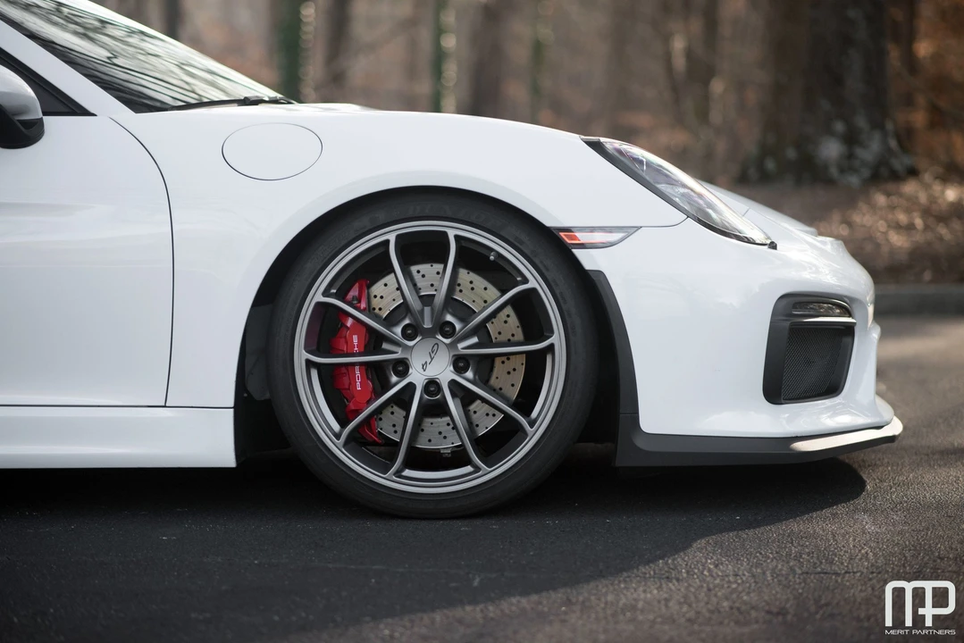 2016 Porsche 981 Cayman GT4 - Image 7 of 31