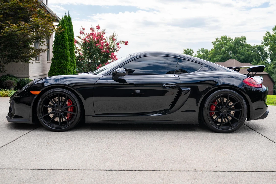 2016 Porsche 981 Cayman GT4 - Image 3 of 31