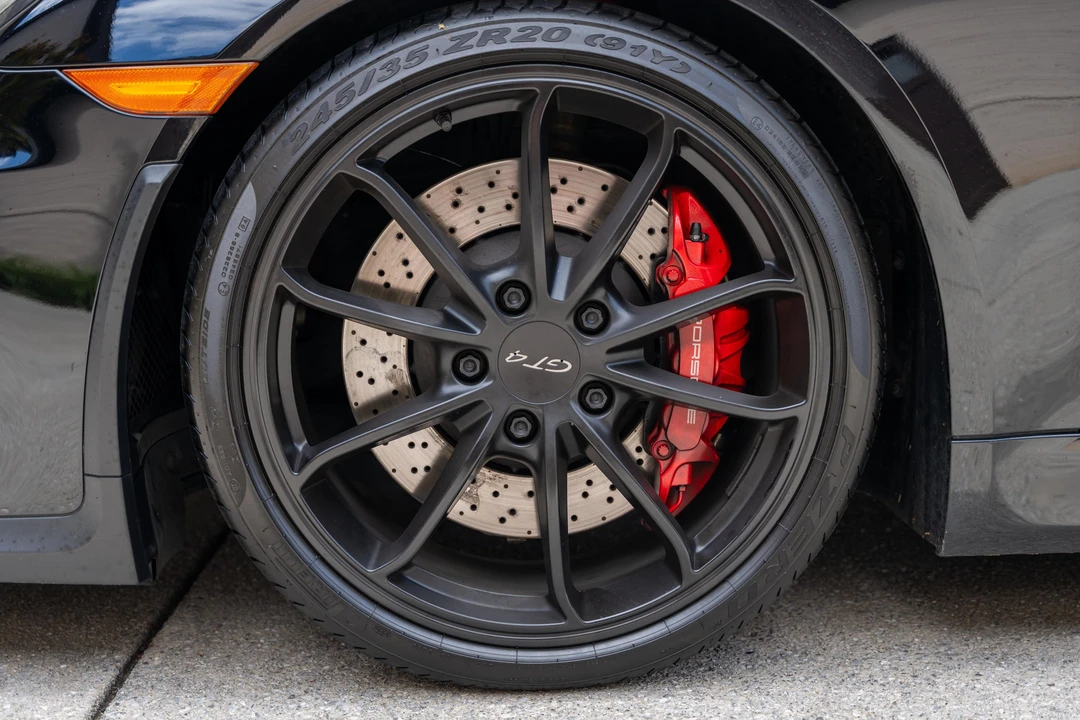 2016 Porsche 981 Cayman GT4 - Image 9 of 31