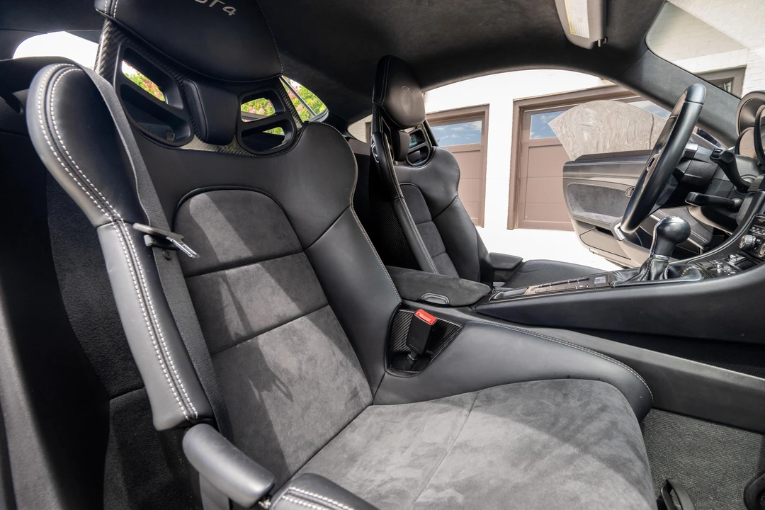 2016 Porsche 981 Cayman GT4 - Image 21 of 31