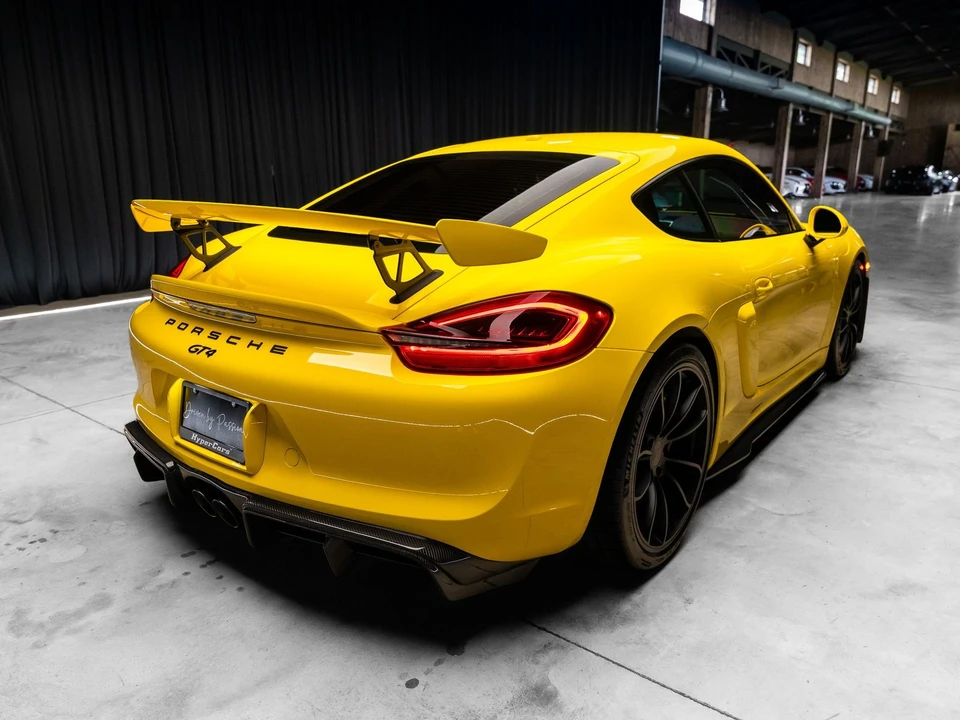 2016 Porsche 981 Cayman GT4 - Image 15 of 31