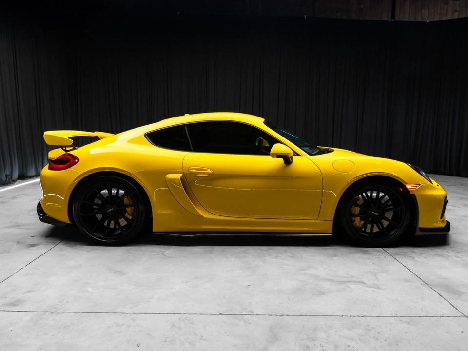 2016 Porsche 981 Cayman GT4 - Image 16 of 31