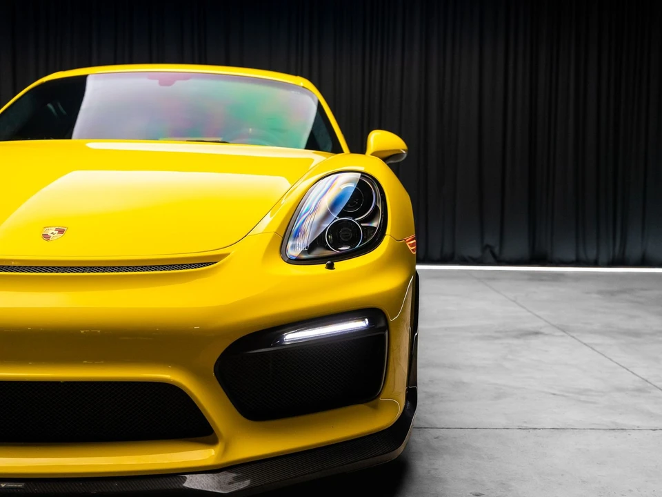 2016 Porsche 981 Cayman GT4 - Image 23 of 31