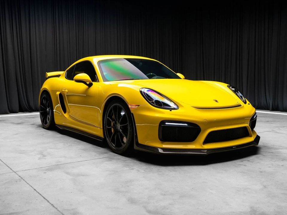 2016 Porsche 981 Cayman GT4 - Image 17 of 31