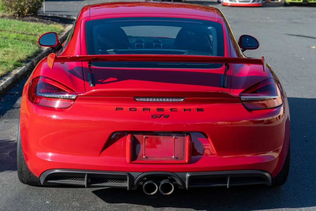 2016 Porsche 981 Cayman GT4 - Image 5 of 9