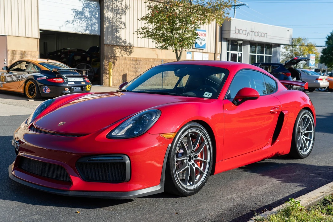 2016 Porsche 981 Cayman GT4 - Image 6 of 9