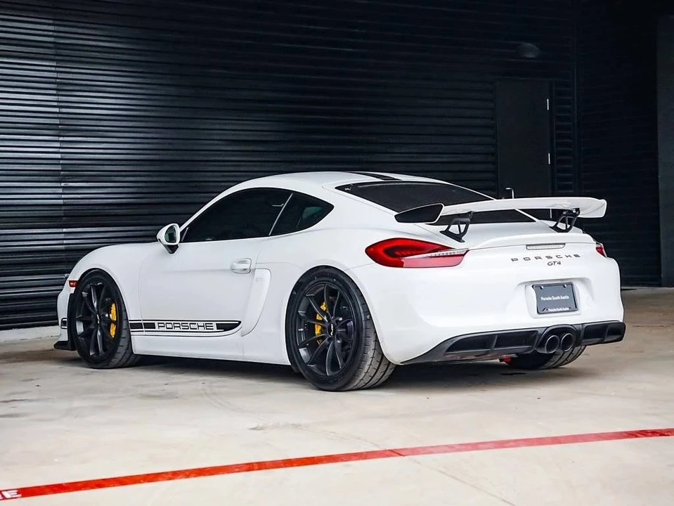 2016 Porsche 981 Cayman GT4 - Image 3 of 5