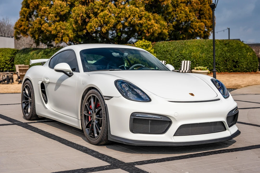 2016 Porsche 981 Cayman GT4 - Image 19 of 31