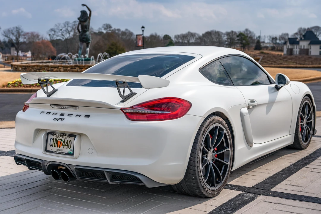 2016 Porsche 981 Cayman GT4 - Image 18 of 31