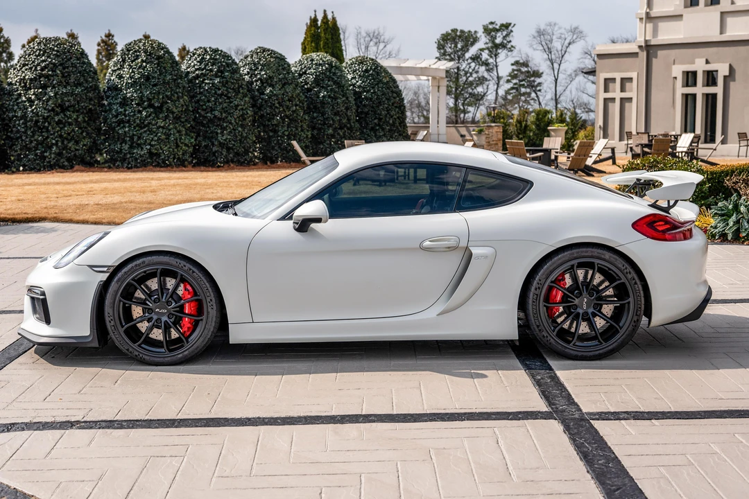 2016 Porsche 981 Cayman GT4 - Image 14 of 31