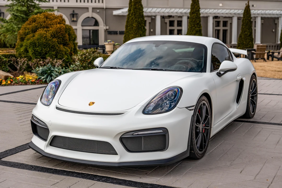 2016 Porsche 981 Cayman GT4 - Image 10 of 31