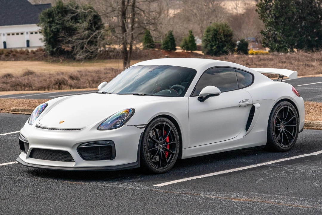 2016 Porsche 981 Cayman GT4 - Image 13 of 31