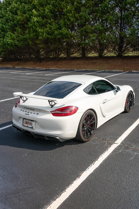 2016 Porsche 981 Cayman GT4 - Image 17 of 31