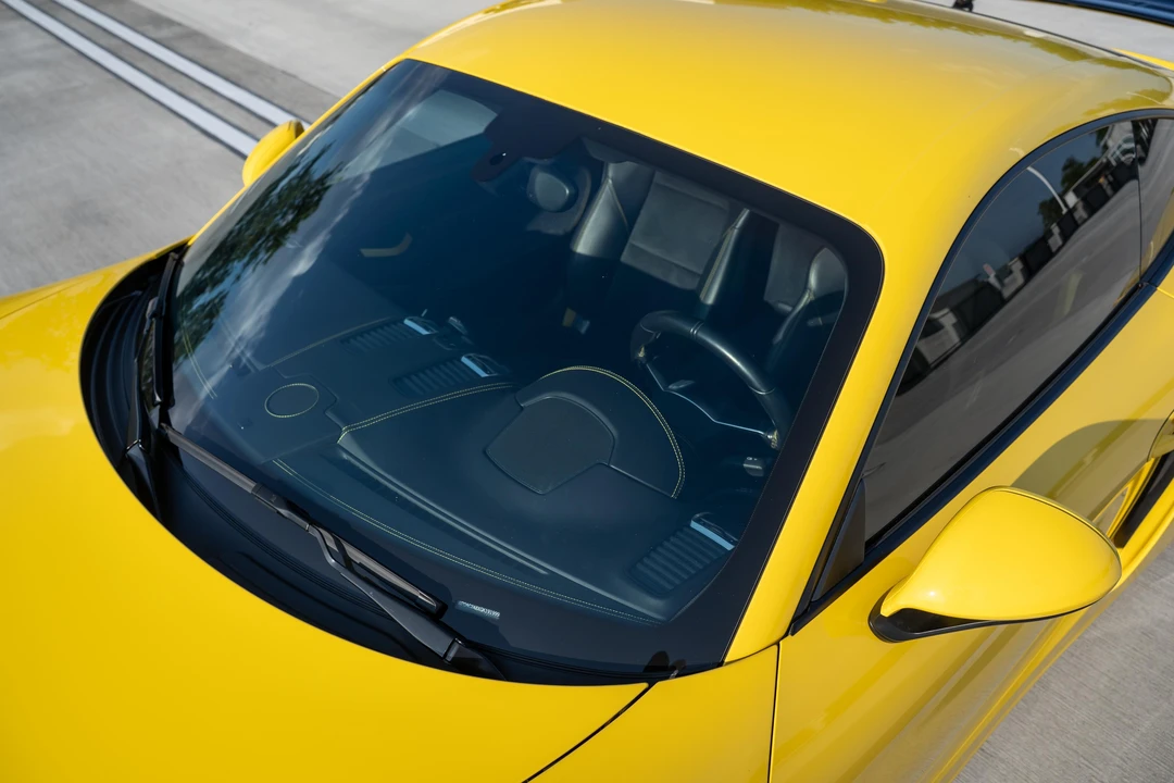 2016 Porsche 981 Cayman GT4 - Image 21 of 31