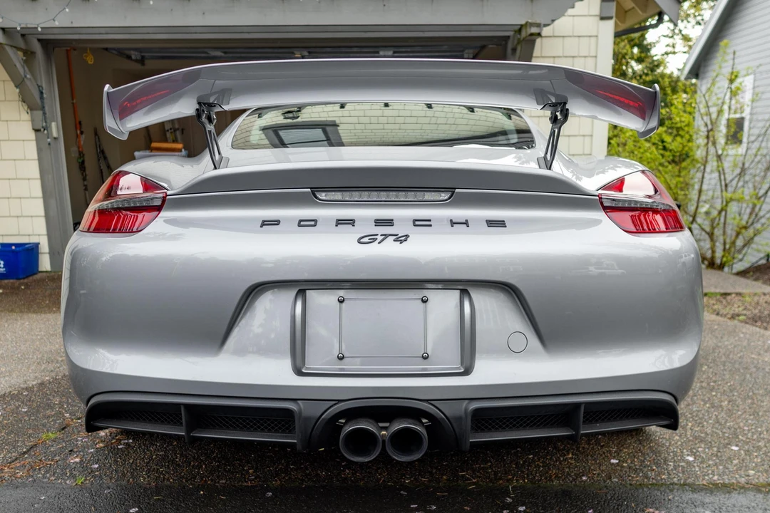 2016 Porsche 981 Cayman GT4 - Image 5 of 31