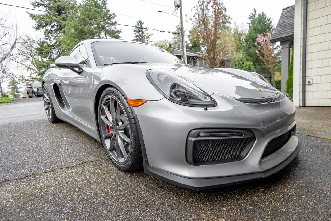 2016 Porsche 981 Cayman GT4 - Image 8 of 31