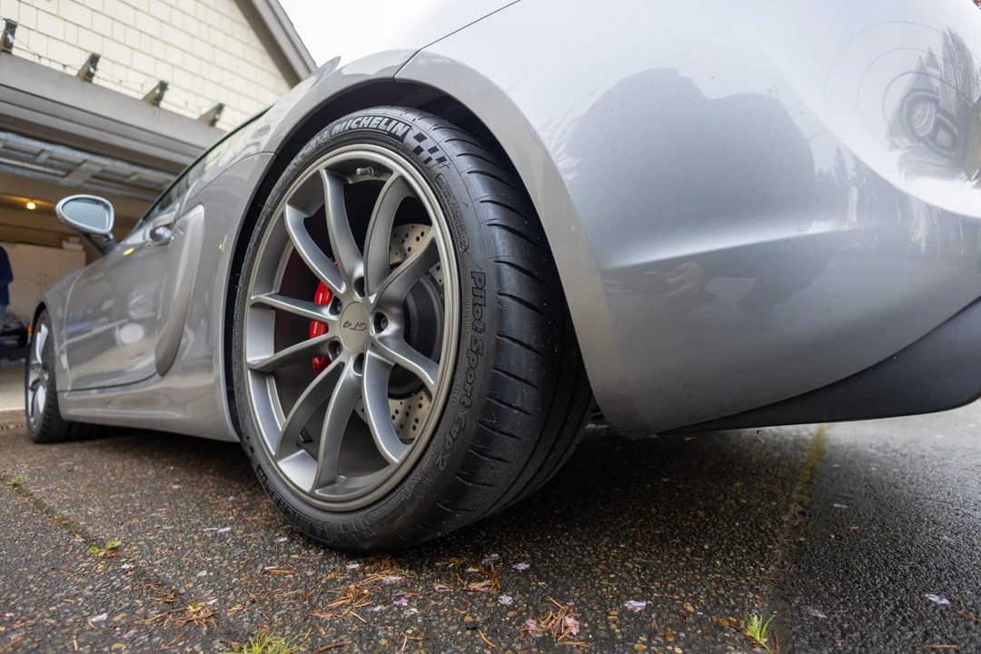 2016 Porsche 981 Cayman GT4 - Image 19 of 31