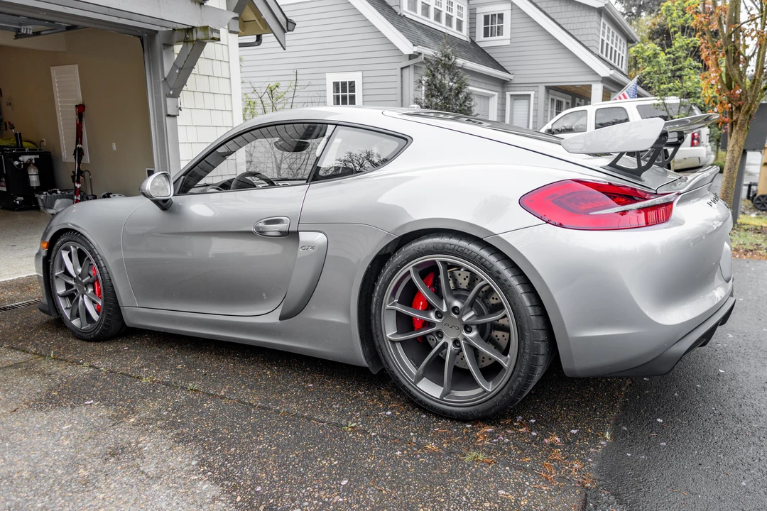 2016 Porsche 981 Cayman GT4 - Image 7 of 31