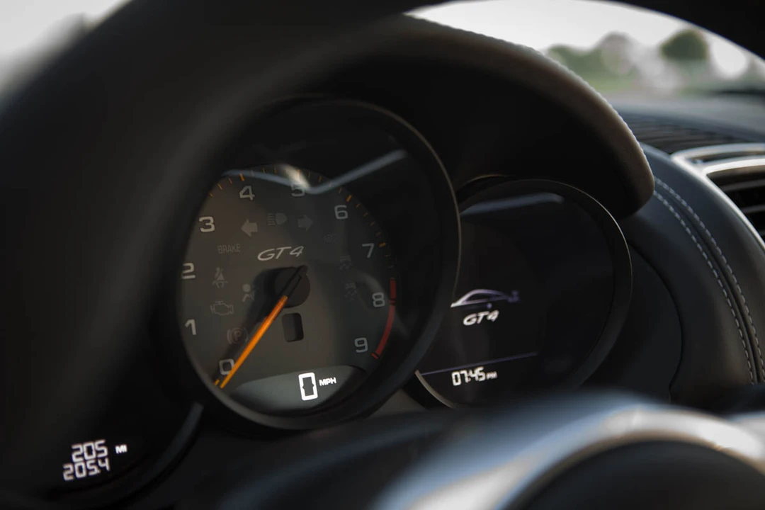 2016 Porsche 981 Cayman GT4 - Image 13 of 17