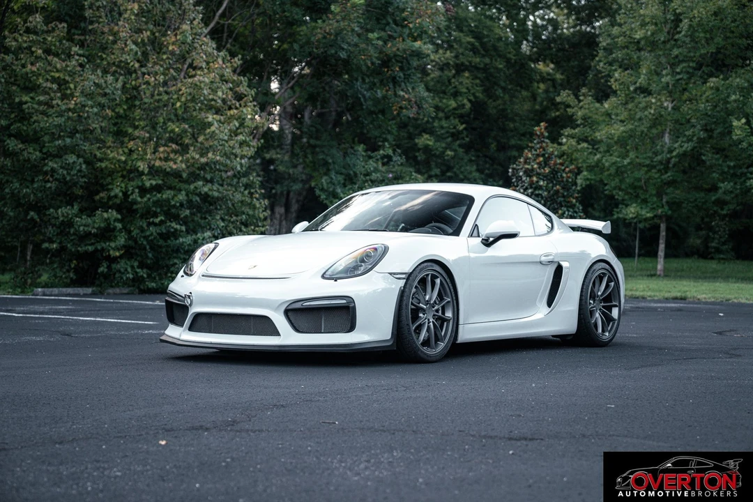 2016 Porsche 981 Cayman GT4 - Image 8 of 31