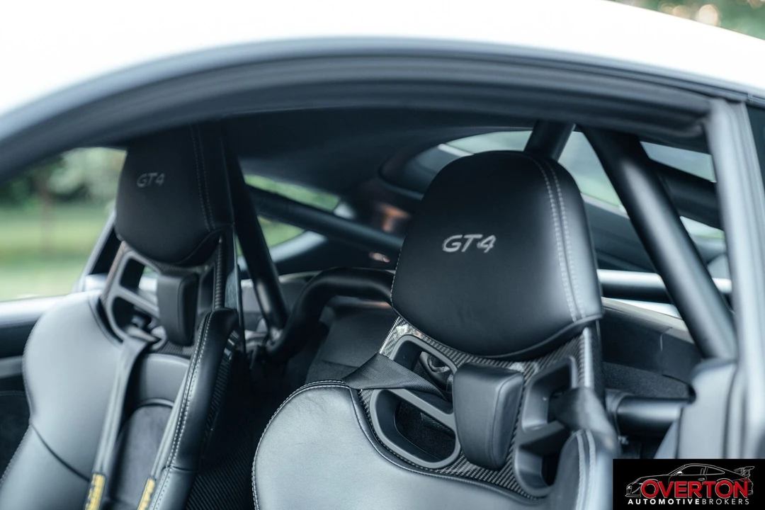 2016 Porsche 981 Cayman GT4 - Image 13 of 31