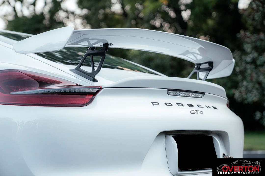 2016 Porsche 981 Cayman GT4 - Image 25 of 31
