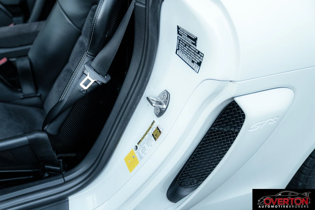 2016 Porsche 981 Cayman GT4 - Image 31 of 31