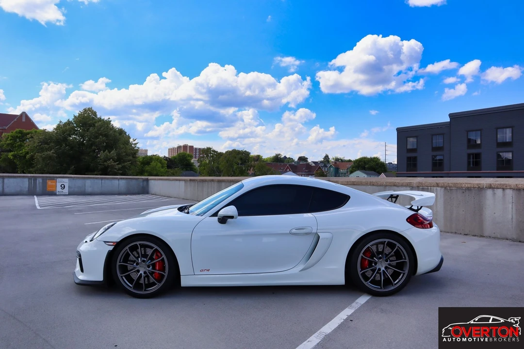 2016 Porsche 981 Cayman GT4 - Image 2 of 17