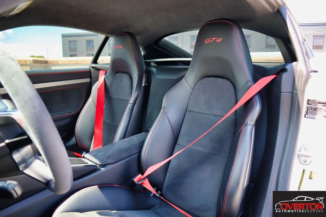 2016 Porsche 981 Cayman GT4 - Image 10 of 17