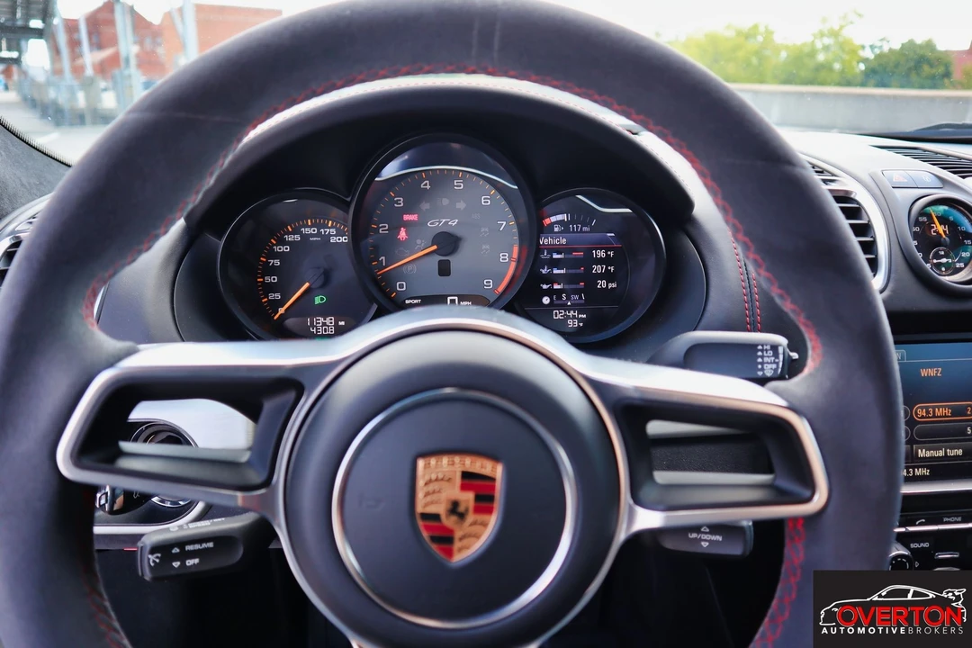 2016 Porsche 981 Cayman GT4 - Image 13 of 17
