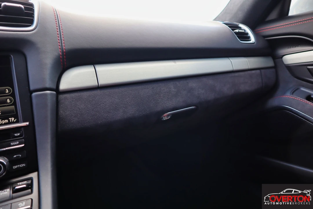 2016 Porsche 981 Cayman GT4 - Image 15 of 17