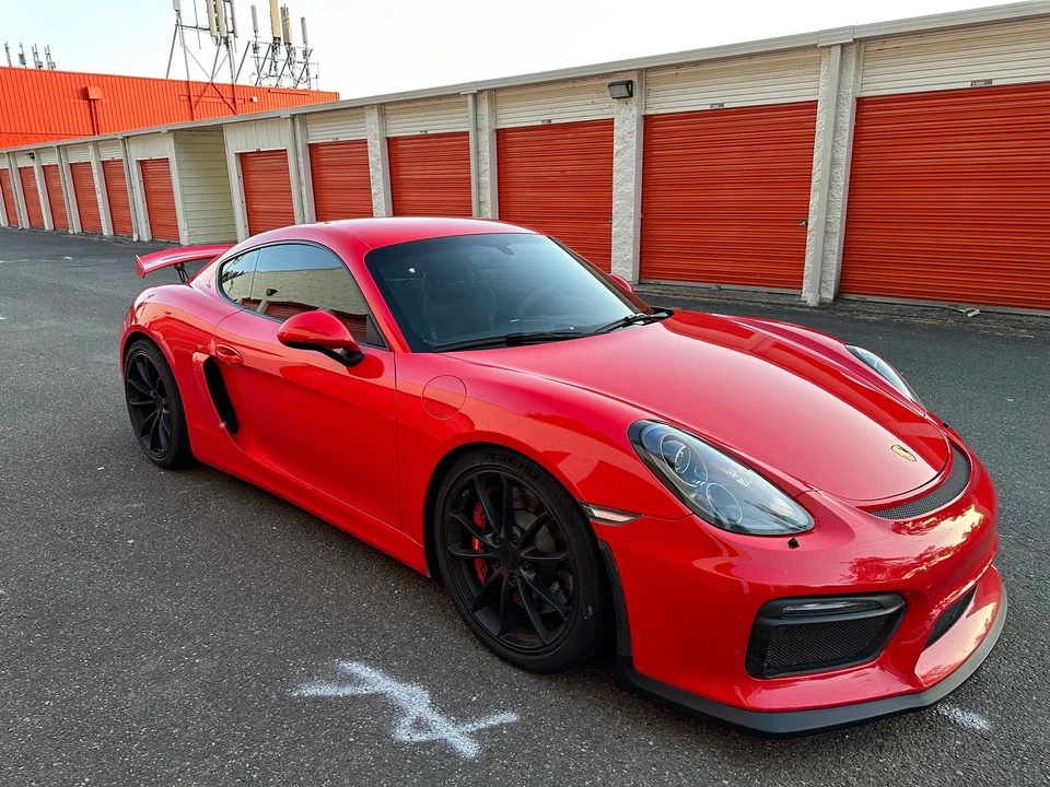 2016 Porsche 981 Cayman GT4 - Image 8 of 18