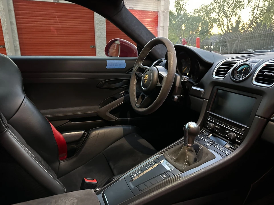 2016 Porsche 981 Cayman GT4 - Image 14 of 18