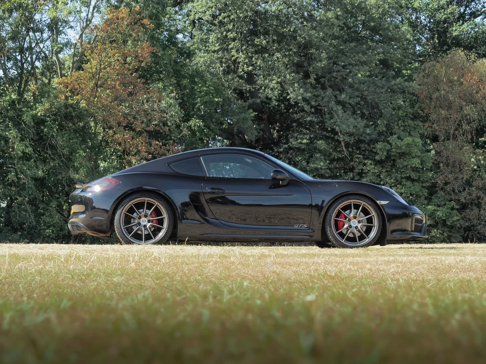 2016 Porsche 981 Cayman GTS - Image 16 of 31