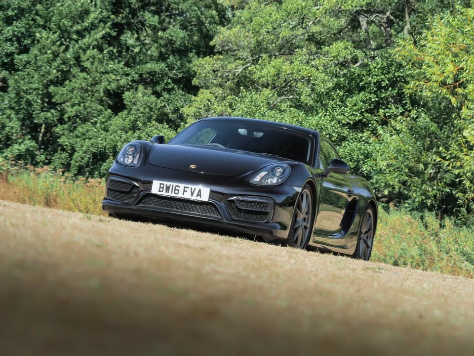 2016 Porsche 981 Cayman GTS - Image 20 of 31