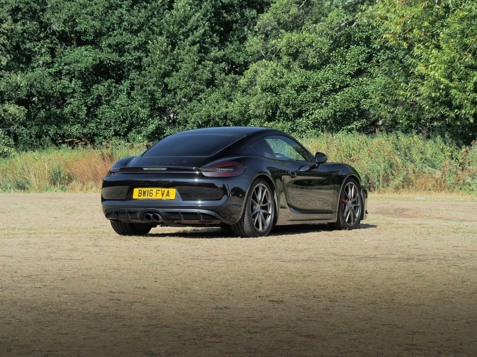2016 Porsche 981 Cayman GTS - Image 28 of 31