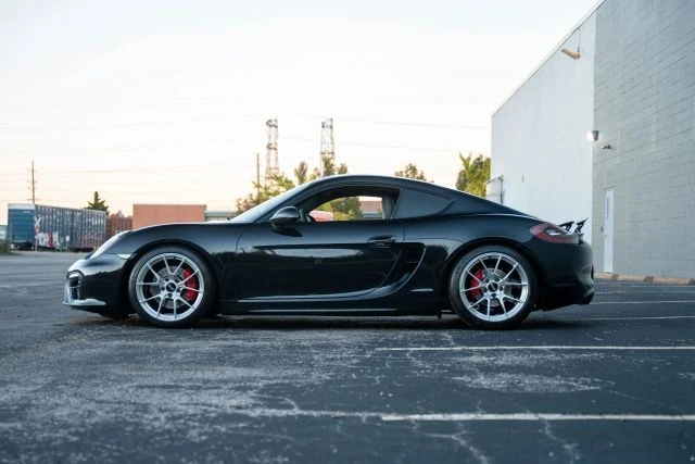 2016 Porsche 981 Cayman GTS - Image 12 of 17