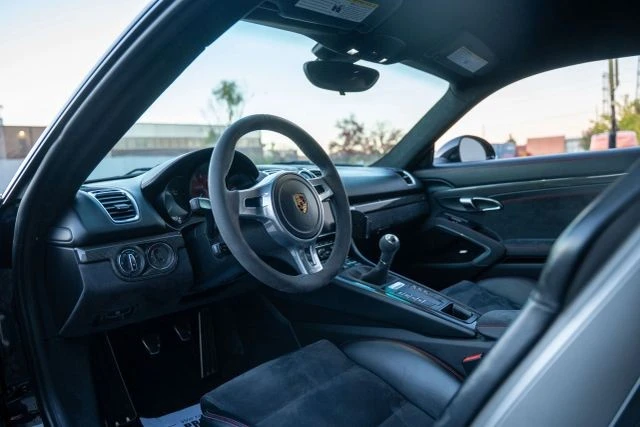 2016 Porsche 981 Cayman GTS - Image 2 of 17