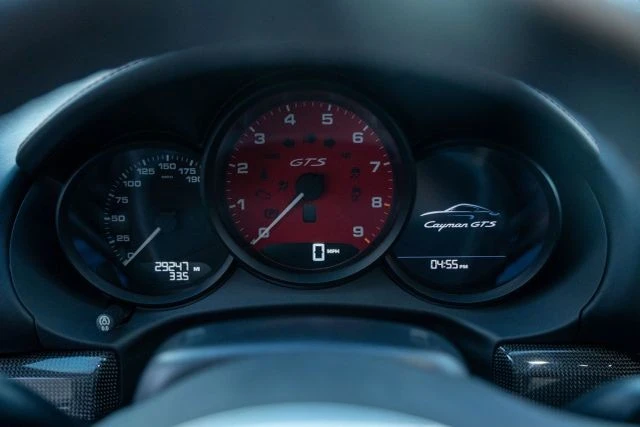 2016 Porsche 981 Cayman GTS - Image 16 of 17