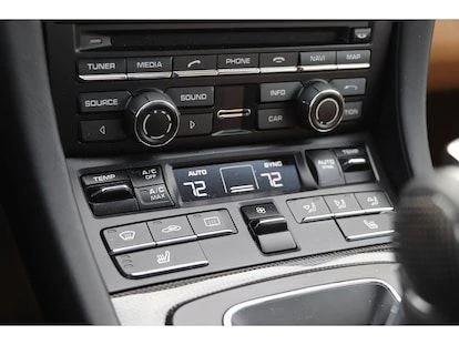 2016 Porsche 981 Cayman GTS - Image 9 of 28