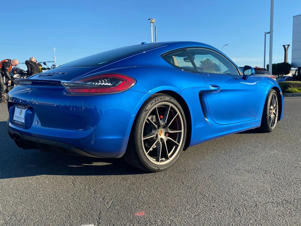 2016 Porsche 981 Cayman GTS - Image 2 of 28